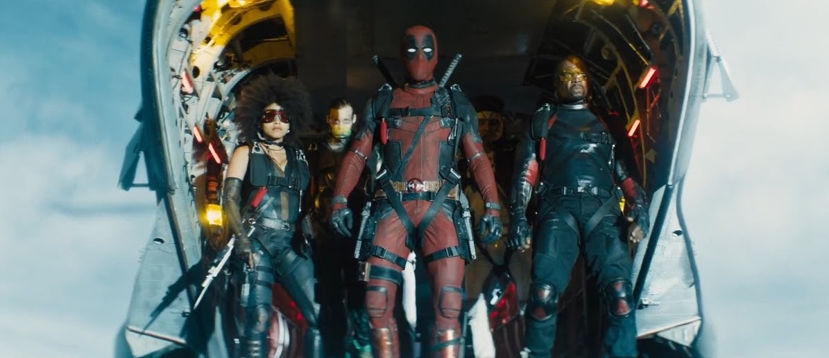 Deadpool e a X-Force no avião em cena do filme