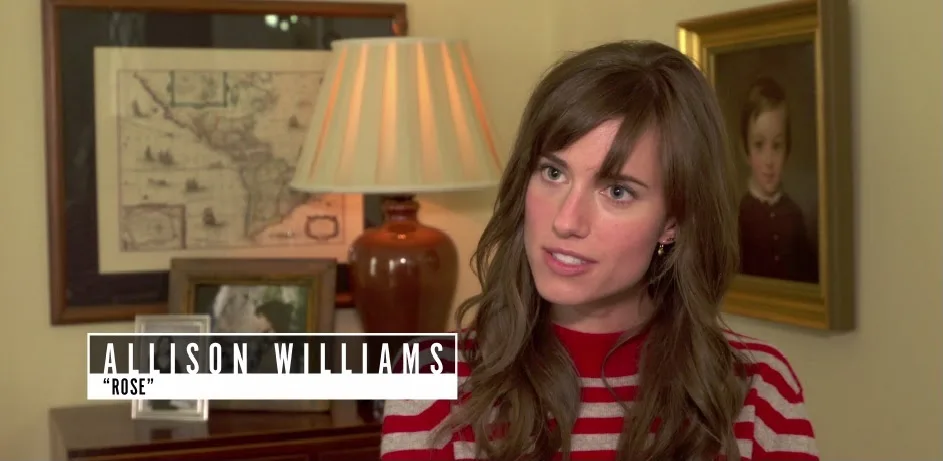 atriz allison williams dando entrevista pro filme Corra!