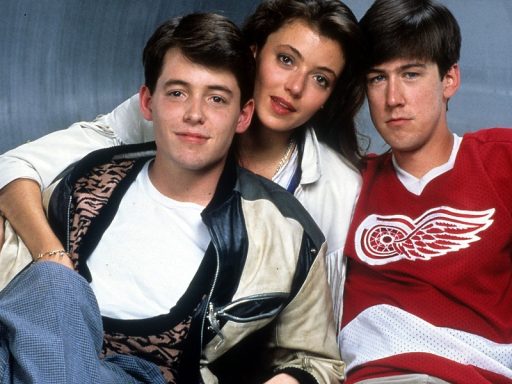 Matthew Broderick And Alan Ruck In 'Ferris Bueller's Day Off' curtindo a vida adoidado