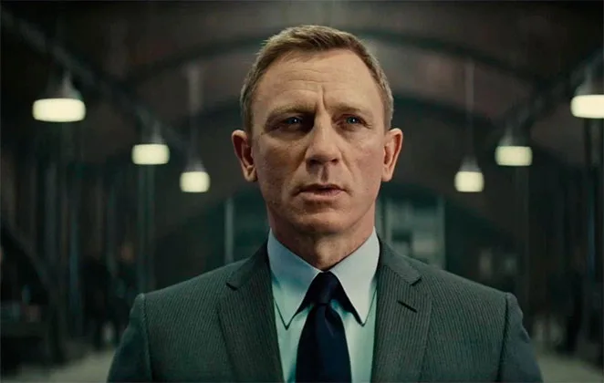 ator Daniel Craig como James Bond em 007
