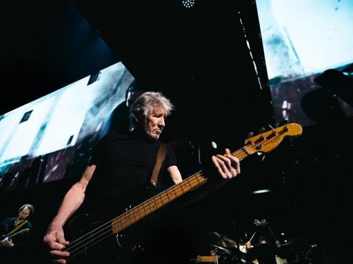 Roger Waters This Is Not a Drill - Live Prague