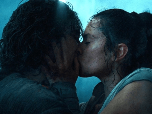 Daisy Ridley defende beijo entre Rey e Kylo Ren em Star Wars