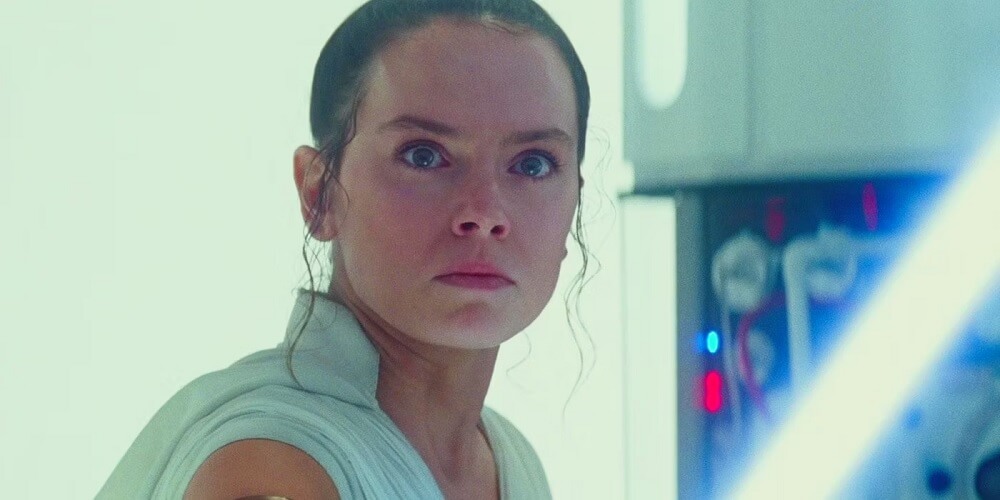 Daisy Ridley diz que estrelar Star Wars a deixou doente