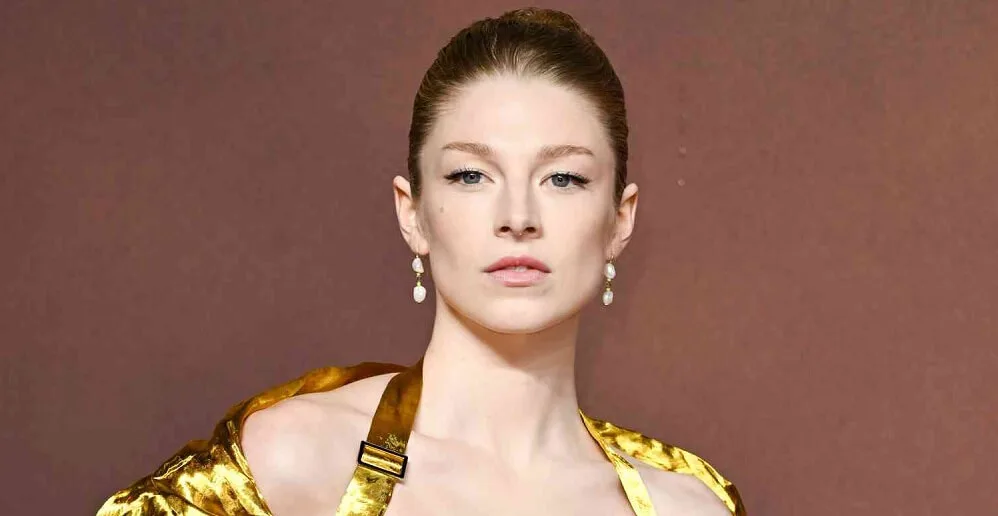 Hunter Schafer na premiere de Jogos Vorazes