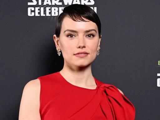 Daisy Ridley em evento de Star Wars