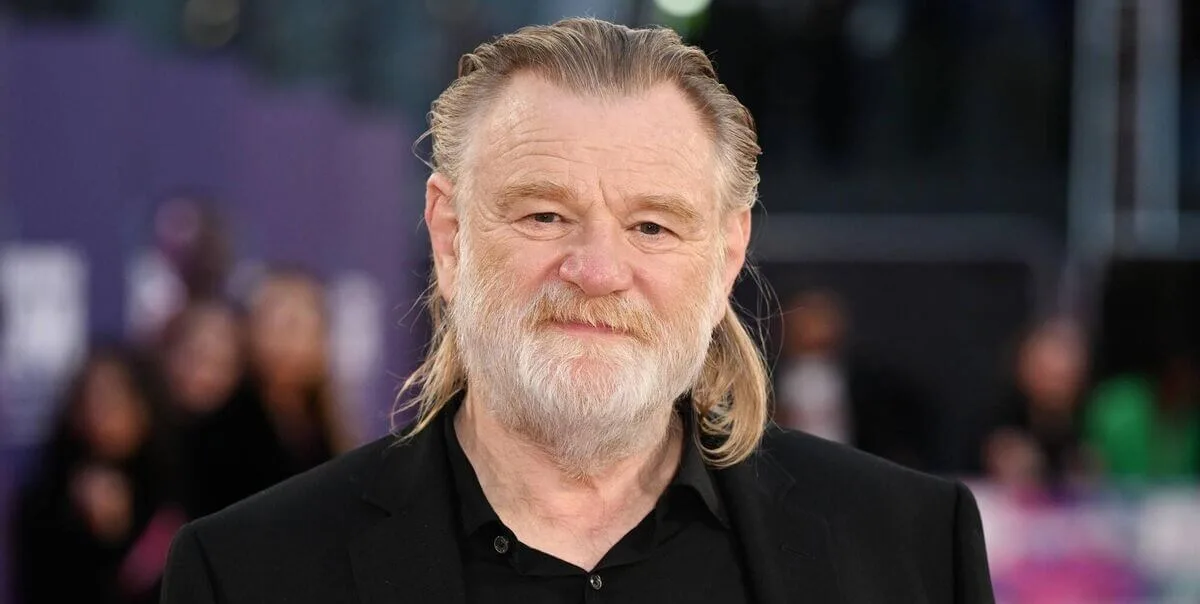 Homem-Aranha Noir terá Brendan Gleeson no elenco da série