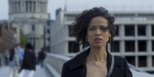 Superfície: série com Gugu Mbatha-Raw