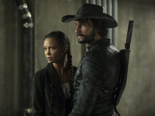 hbo Westworld 2 temporada Thandie Newton (interpreta Maeve) e Rodrigo Santoro (interpreta Hector Escaton).Crédito John P. Johnson