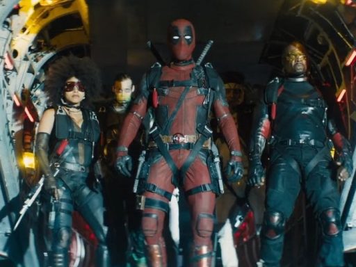 Deadpool e a X-Force no avião em cena do filme