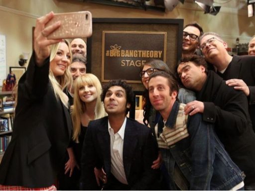 elenco da série da warner