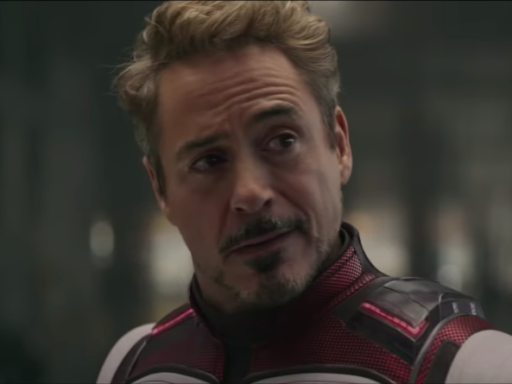 Robert Downey Jr. como Tony Stark em Vingadores: Ultimato