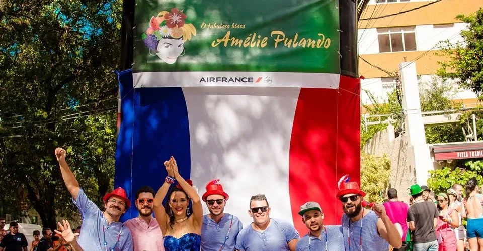 O-Fabuloso-Bloco-Amélie-Pulando
