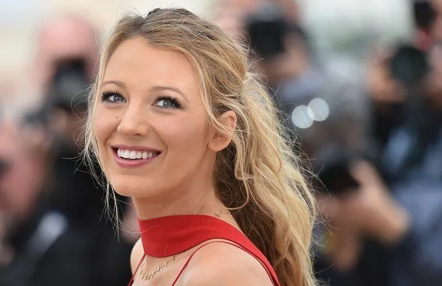 Blake Lively - Netflix