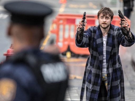 armas-em-jogo-filme-daniel-radcliffe-tnt-original