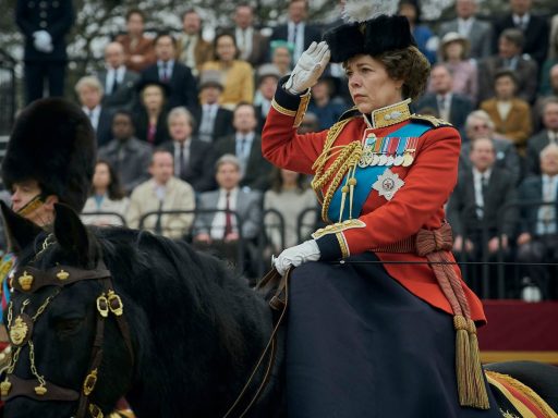 olivia-colman-the-crown-netflix rainha elizabeth