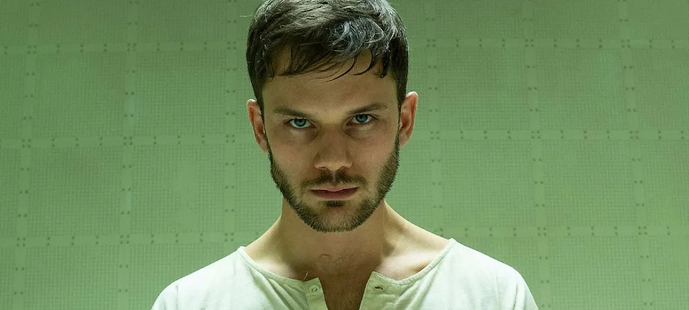 jeremy irvine