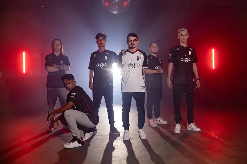 B4-anuncia-primeiro-time-de-Counter-Strike