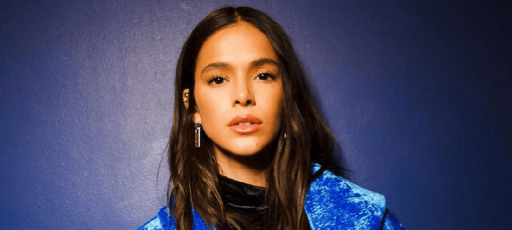 Besouro Azul Bruna Marquezine