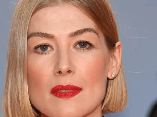 Rosamund Pike