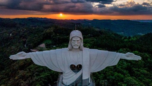 estatua-nova-de-jesus-no-brasil