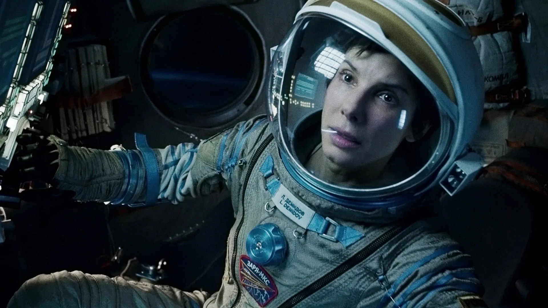 Gravidade (Gravity, 2013), filme dirigido por Alfonso Cuarón ganha crítica