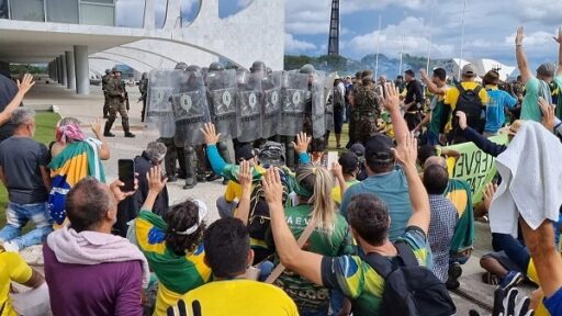 No Céu da Pátria Nesse Instante, documentário de Sandra Kogut