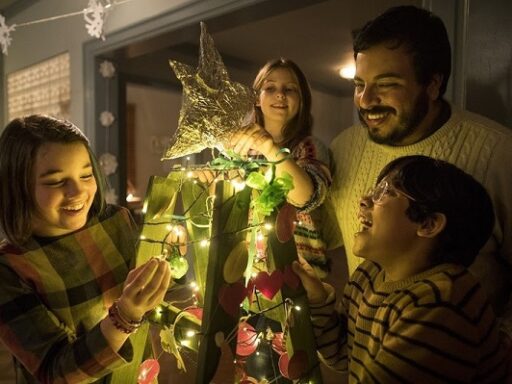 Studio Universal transforma julho em mês de Natal