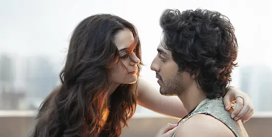 No Amor e na Música (Saiyaara, 2025) - crítica do filme indiano na Netflix