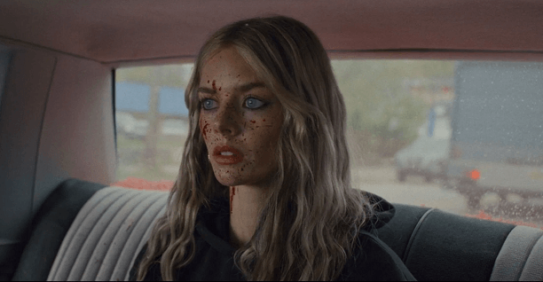Motorista de Fuga (Eenie Meanie, 2025) - filme de Shawn Simmons estrelado por Samara Weaving; crítica