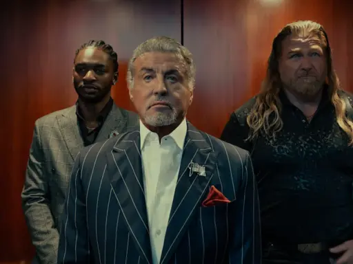 Sylvester Stallone na 3ª Temporada de Tulsa King - confira a crítica e recap do episódio 1, Blood and Bourbon | Paramount+