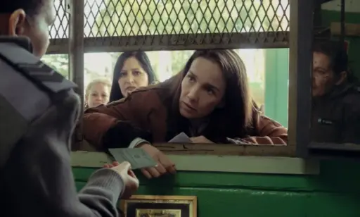 A Mulher da Fila (2025) - crítica do filme argentino na Netflix
