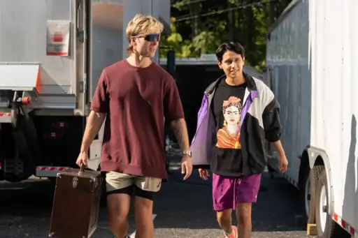 Análise e Recapitulação do Episódio 6 de Chad Powers O Quarterback, série do Disney+