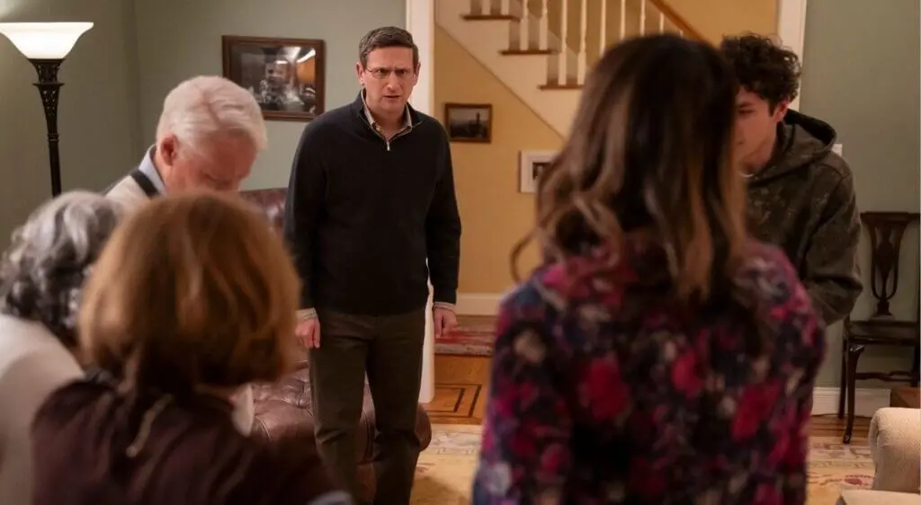 Análise e recapirulação do episódio 3 de A Cadeira, série de Tim Robinson e