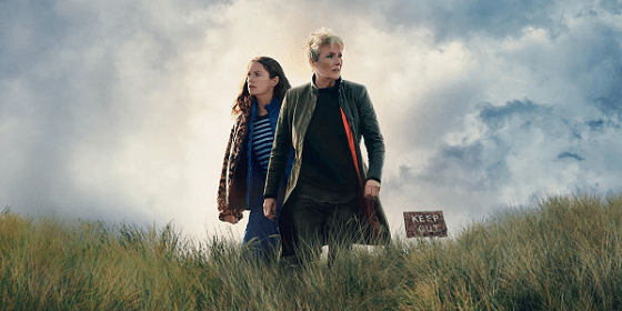 Mistério em Cemetery Road (Down Cemetery Road, 2025) - CRÍTICA e RESUMO do Episódio 1 [ESTREIA] da série AppleTV+