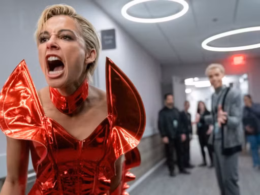 Sorria 2 (Smile 2, 2024) - crítica, fatos e curiosidades do filme com Naomi Scott