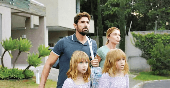 Uma Família Feliz - crítica do filme que adapta a obra de Raphael Montes