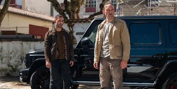 Irmãos de Orfanato (2026) - Crítica e Fatos do Filme Francês da Netflix