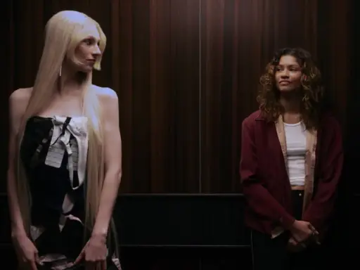 Euphoria - 3ª Temporada, Jules e Rue no Episódio 2