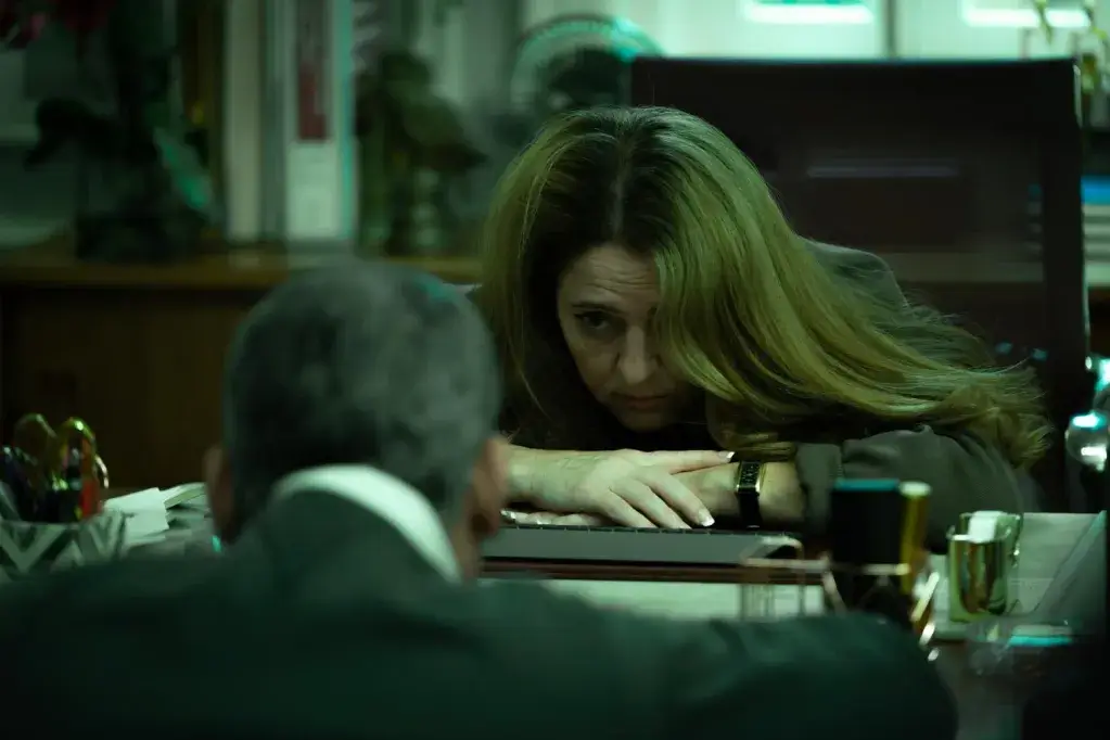 Rooster - crítica e resumo do episódio 7 da série com Steve Carrell