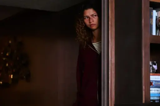 Euphoria - Crítica e Resumo do Episódio 8 (final da série), Confiamos em Deus