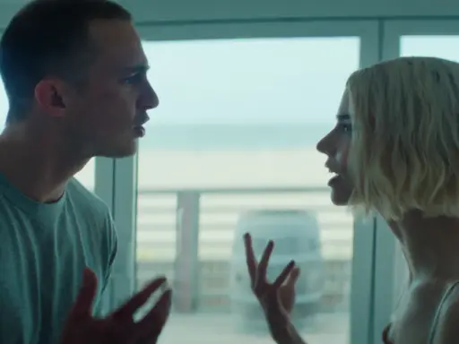 Lucky (2026) Crítica e Resumo do Episódio 4, intitulado Perto demais pra ver