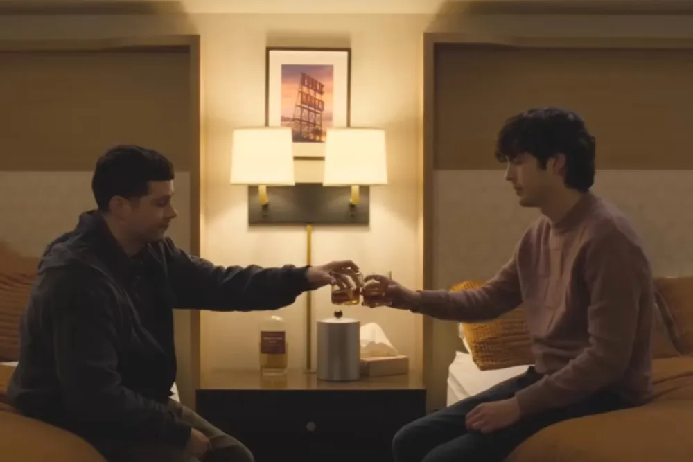 Twinless: Um Gêmeo a Menos filme com Dylan O'Brien