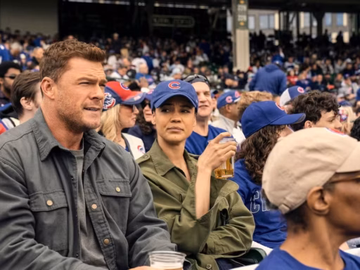 Maria Sten e Alan Ritchson na 1ª Temporada de Neagley - Confira Fatos