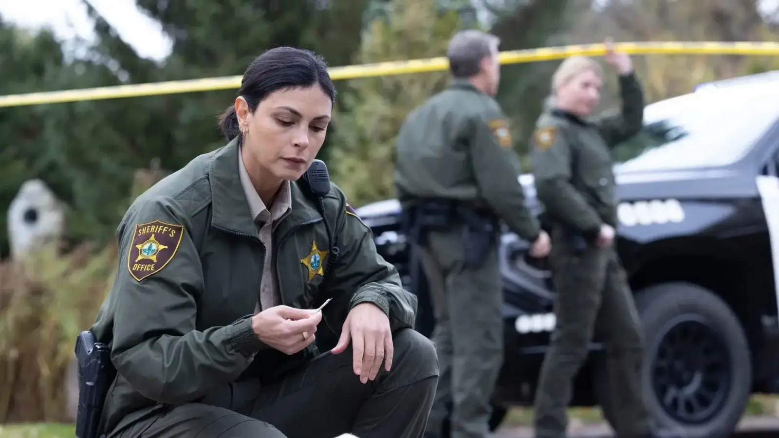 Sheriff Country (1ª Temporada) Crítica da Série com Morena Baccarin que estreia no Paramount+